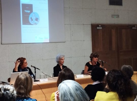 Foto de la presentación enviada por Trinidad Sánchez. Salón de Actos de la Biblioteca Pública Casa de las Conchas.
